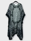 Bisou Vintage Mandala Black Kimono